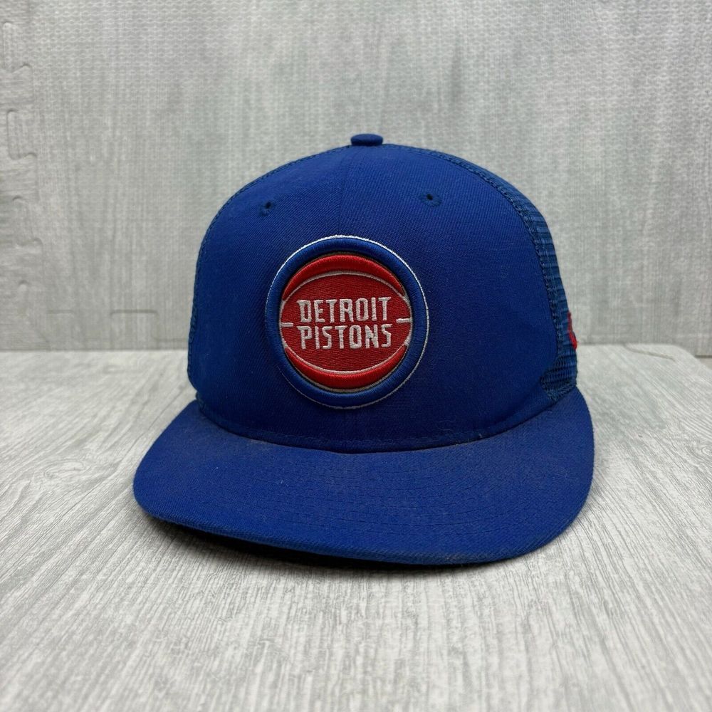 Vintage Y2K Detroit Pistons Trucker Hat Cap Snapback Blue New Era NBA Basketball